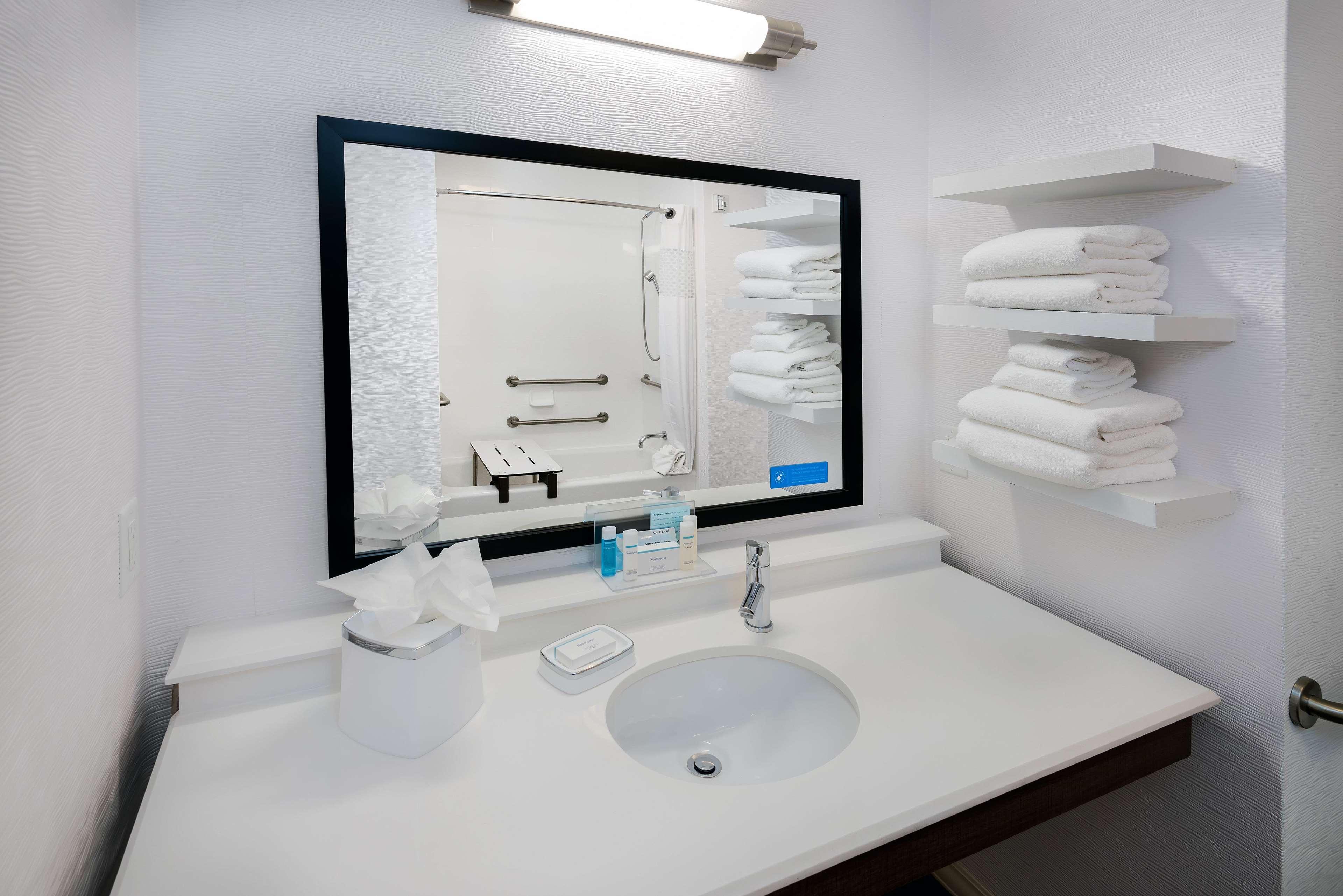 Hampton Inn & Suites San Antonio Brooks City Base, Tx Екстер'єр фото