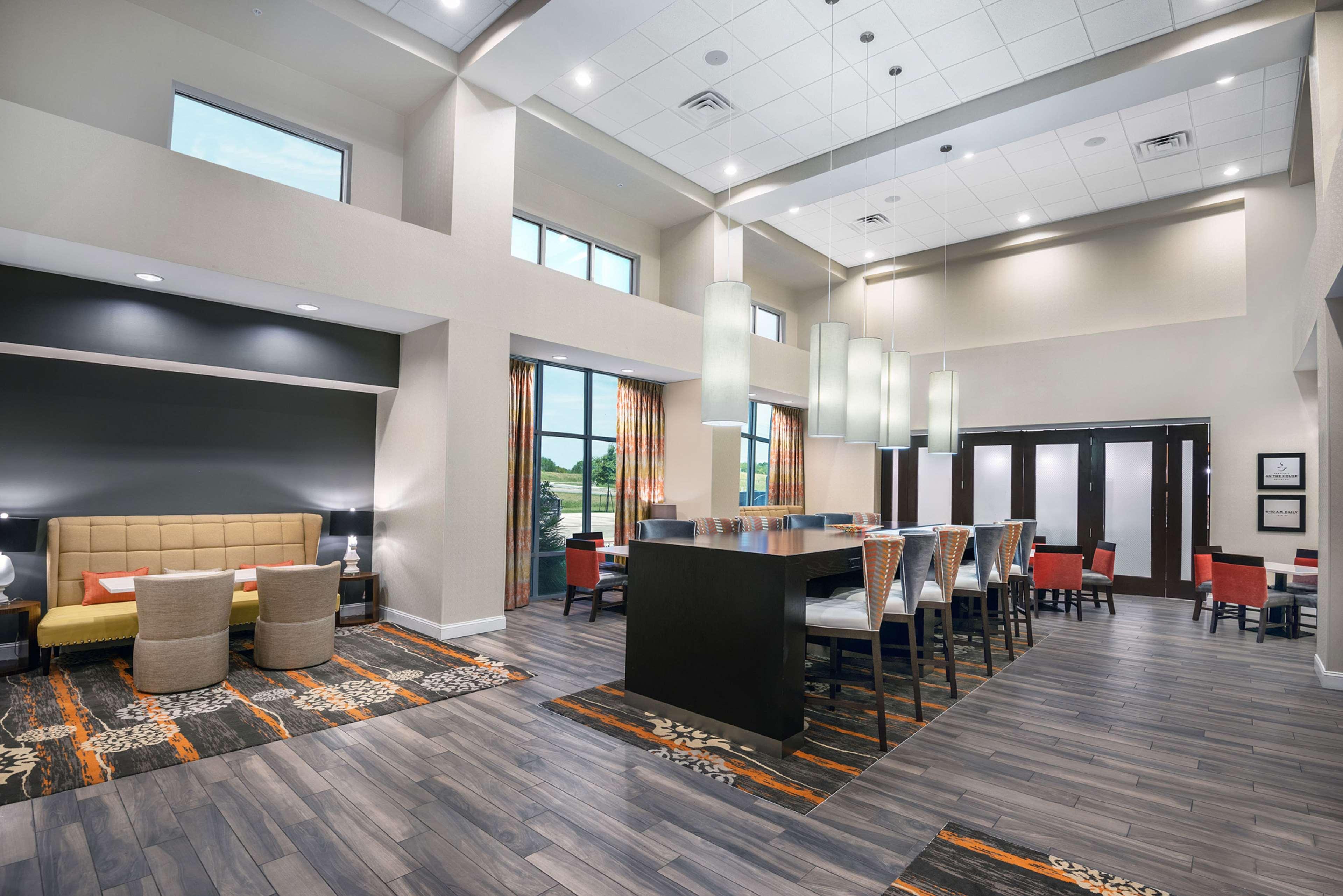 Hampton Inn & Suites San Antonio Brooks City Base, Tx Екстер'єр фото